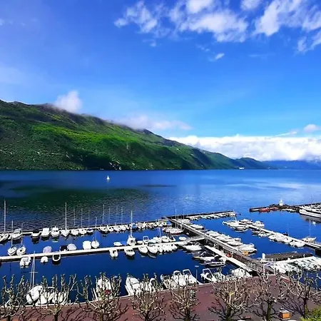 Le 119, Aix Les Bains - Grand Port - Vue Splendide Apartment *